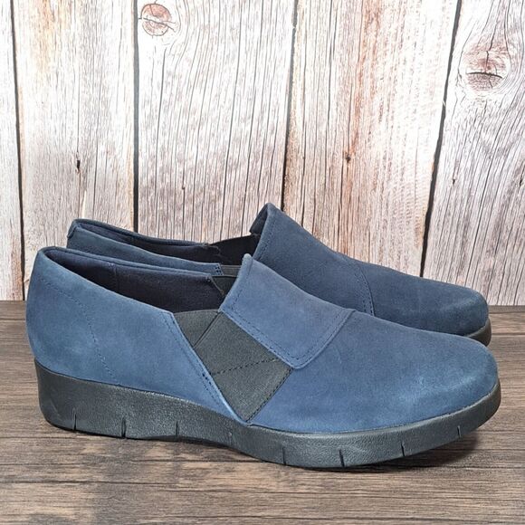 Clarks Daelyn Monarch Blue Suede Slip on Casual Loafer Shoe Women's Size 9.5 W - Picture 3 of 9